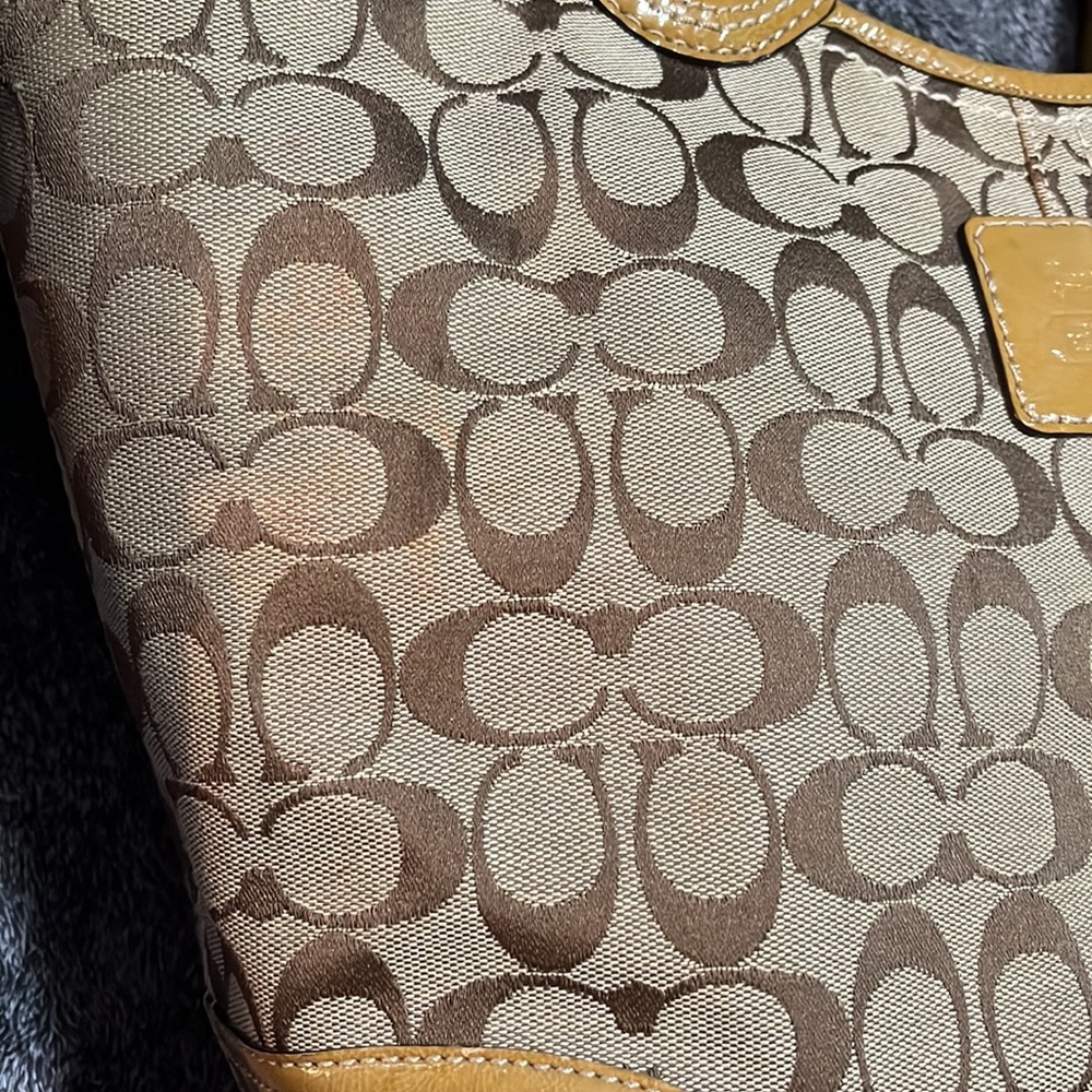 Coach Tote - Picture 12 of 14